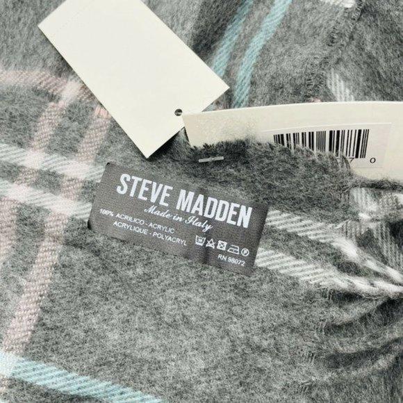 Steve Madden Mid Weight Cozy Plaid Muffler Scarf - Picture 6 of 7